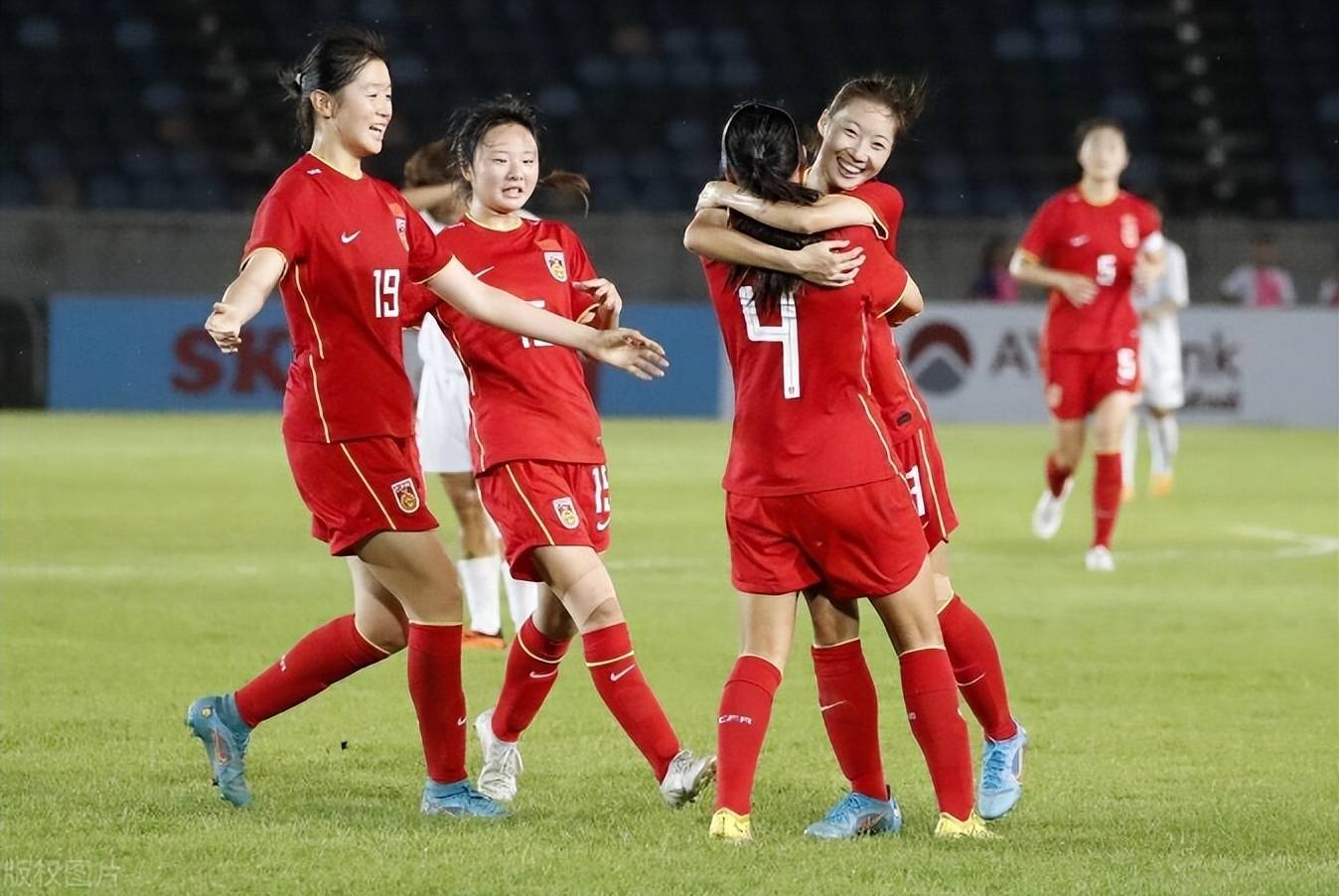 亚洲足坛风云再起中国女足实力跻身国际之巅的简单介绍