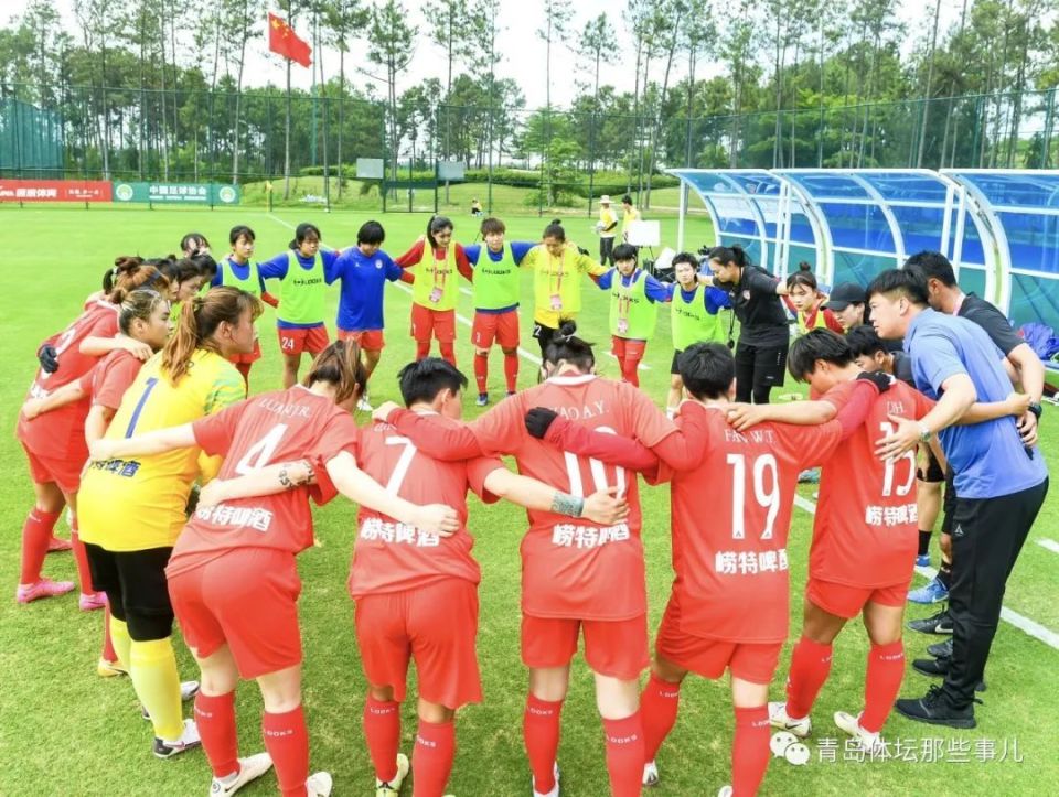 开云体育官网入口-关于女足比赛球队团结一心，目标锁定胜利的信息
