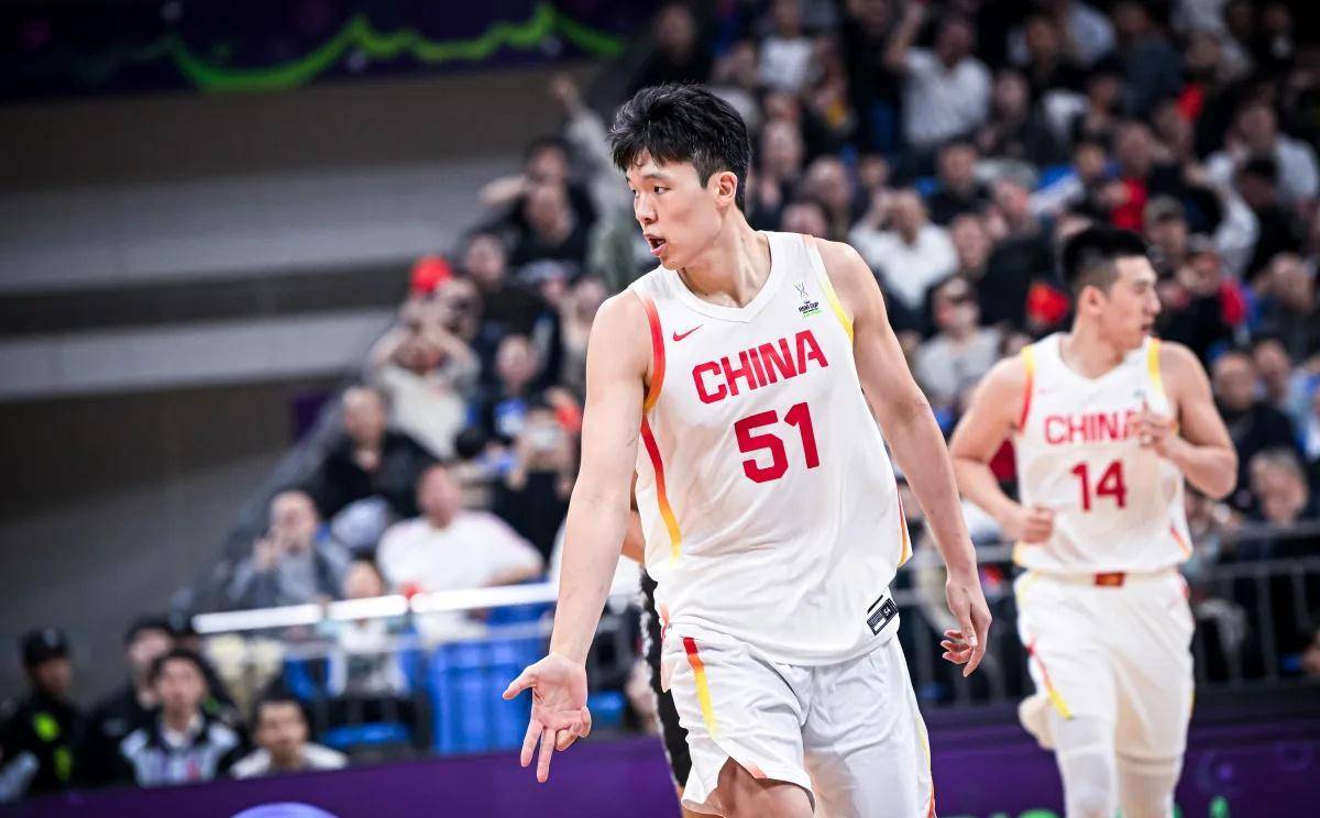 黑龙江男篮战胜对手，球员表现亮眼